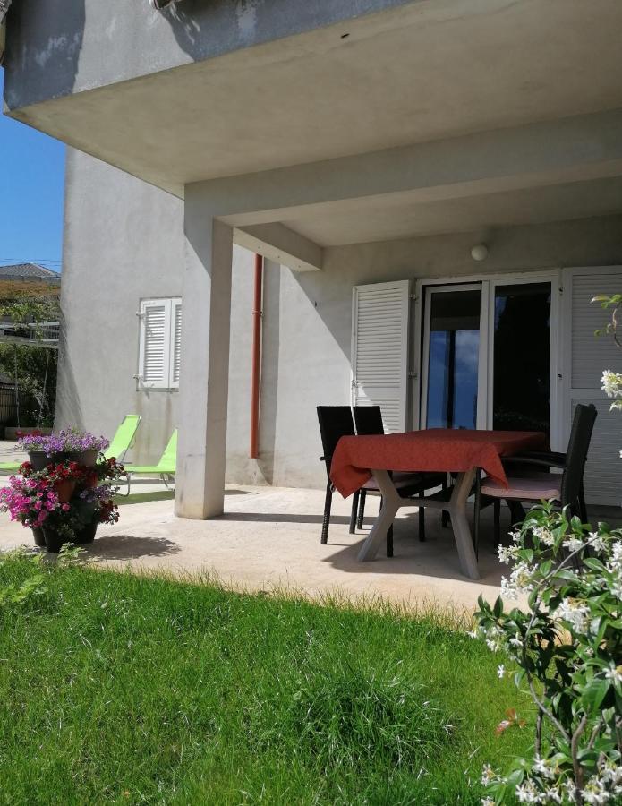 Apartments Marlen Mali Losinj Exterior photo